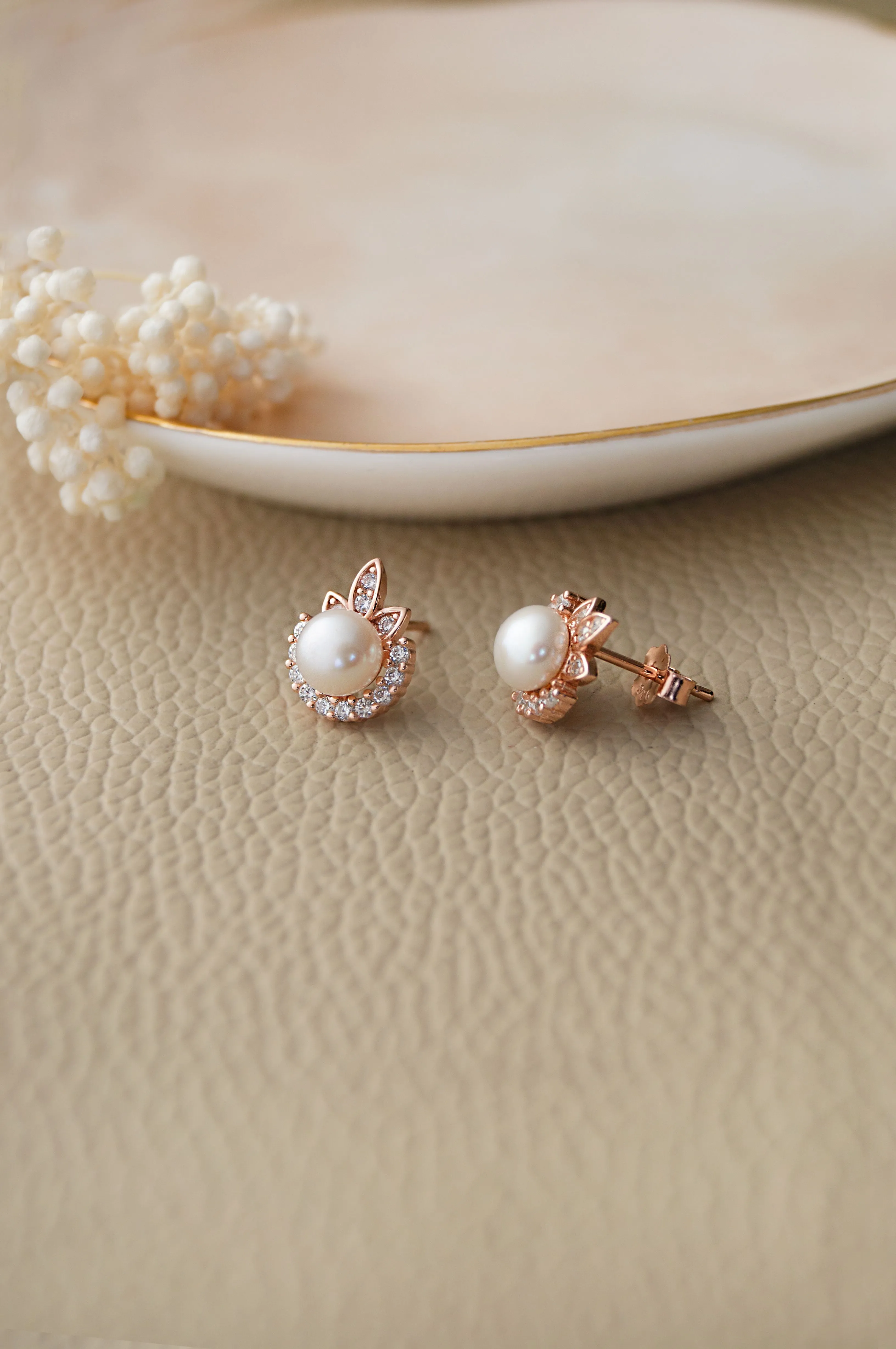 Pearly Dewdrop Rose Gold Plated Sterling Silver Pendant Set